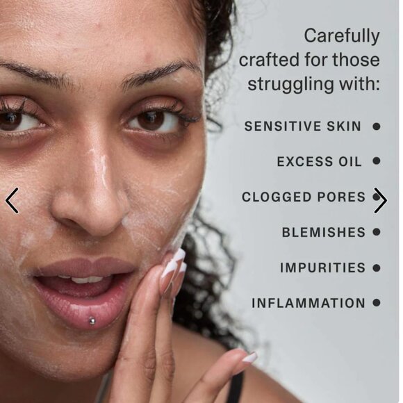 PHYLA pH Balancing Gel Cleanser - Picture 2 of 2